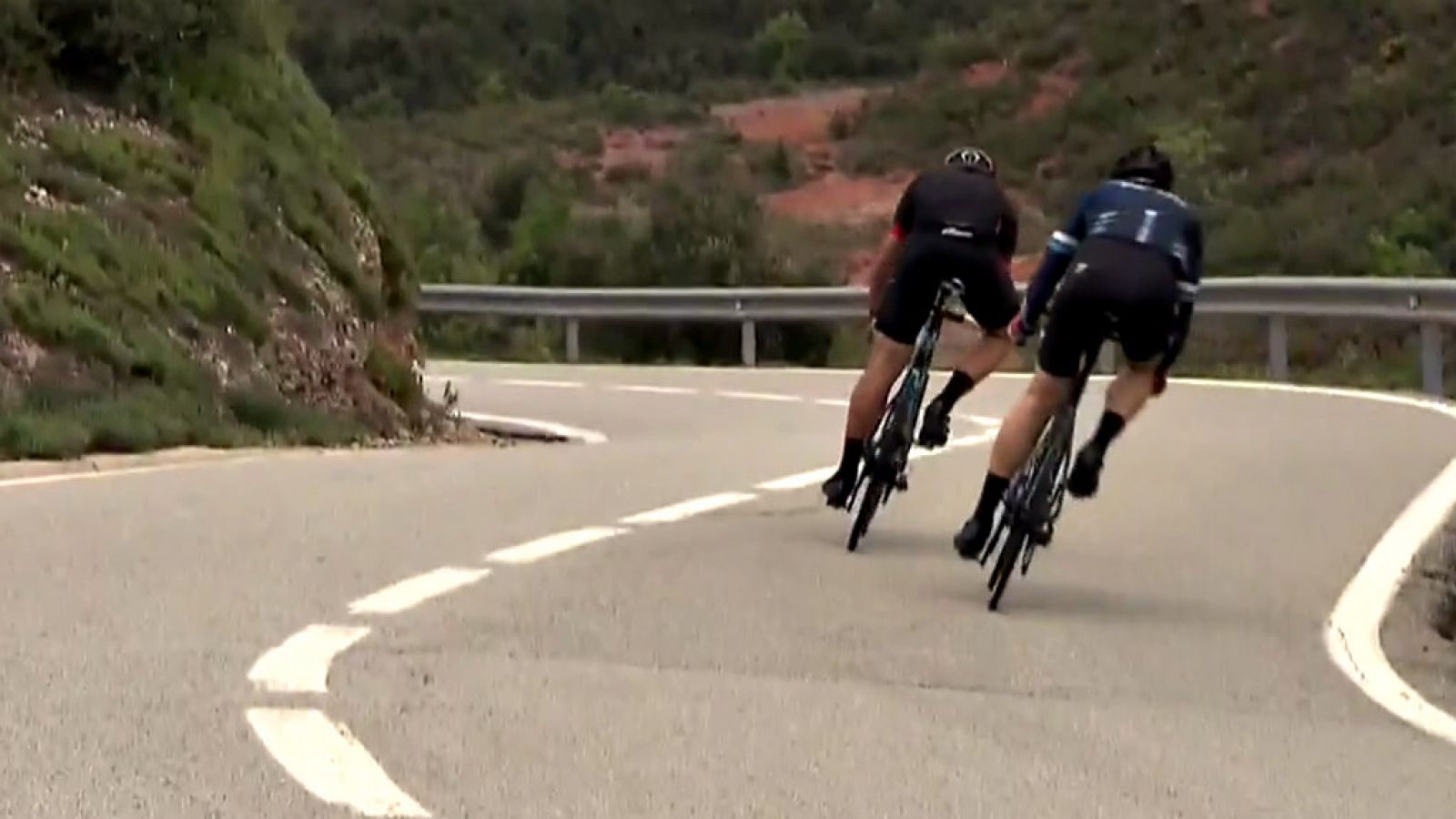 Vuelta 2019: Mejorar técnica en los descensos (Parte II)