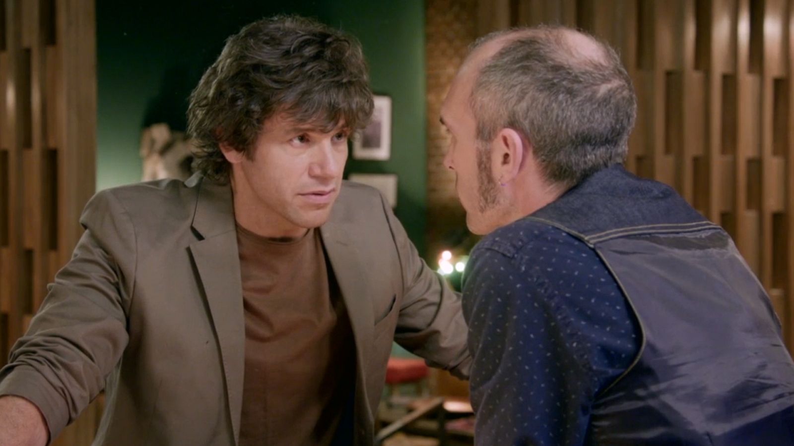 Luis y Santos Mercader hacen negocios