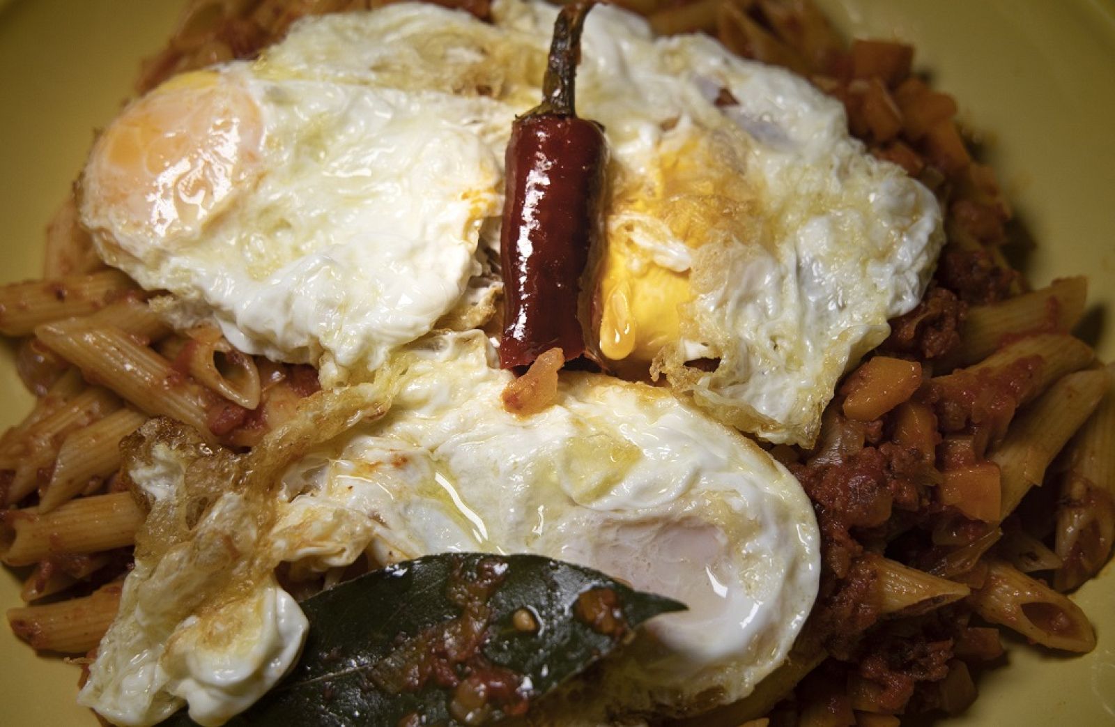 "Macarrones con chorizo" de Dani García | Ver