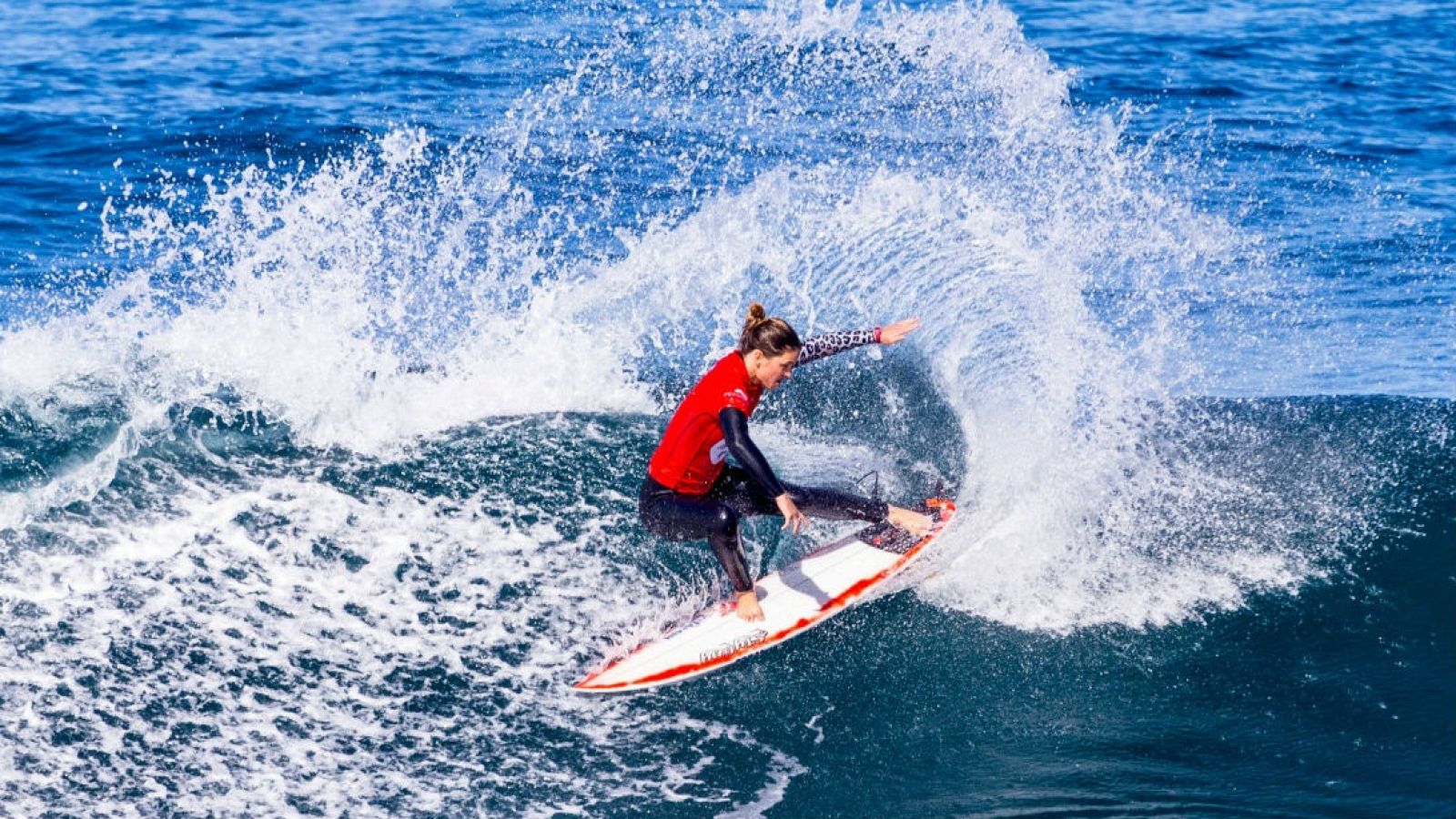 Sin programa: La selección española de surf  lucha en el Mundial de Japón por dos plazas en Tokio 2020 | RTVE Play