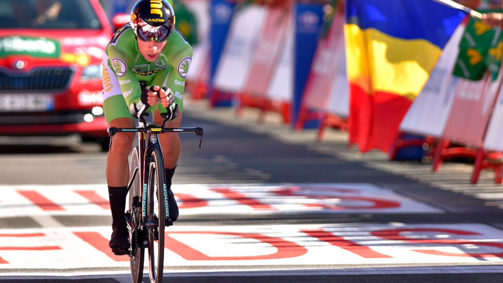 Vuelta 2019: Roglic gana la crono y se coloca como nuevo líder