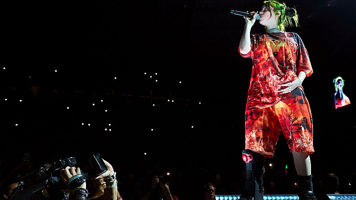 Telediario 1 - Billie Eilish ofrece su primer concierto en Madrid