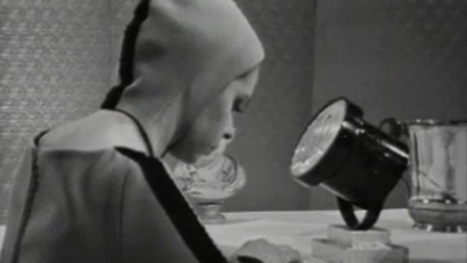 Crónicas fantásticas - Llegó con el otoño - Crónicas fantásticas | Ver