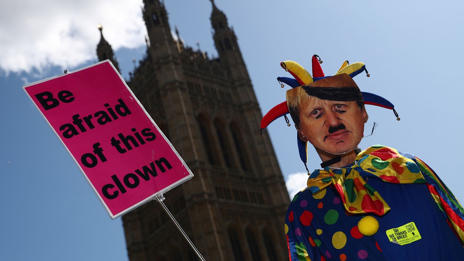 Los varapalos en el Parlamento no disuaden a Johnson de un 'Brexit' el 31 de octubre