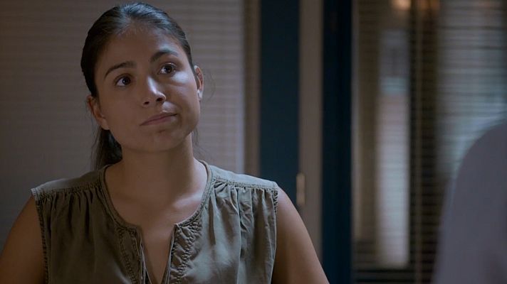 Servir y proteger - Nacha le desvela a Bremón una pista clave de Damián