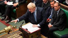 El Parlamento británico apoya la ley que impide ejecutar un 'Brexit' sin acuerdo