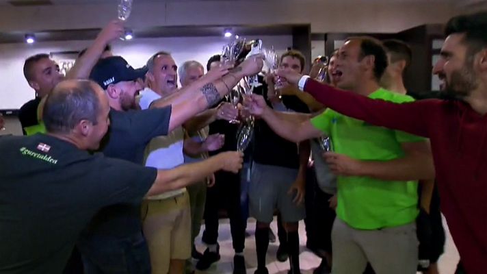 Vuelta ciclista a España - Vuelta a España 2019 | Así celebró el Euskadi-Murias la victoria de Mikel Iturria en Urdax