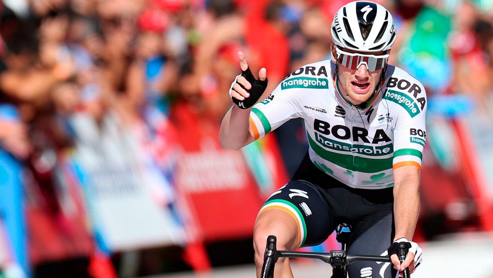Vuelta 2019 - Bennett se impone en Oviedo