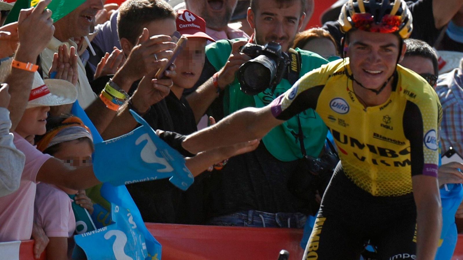 Vuelta 2019 | Kuss: "Estar cerca de los aficionados es especial" - Vuelta ciclista a España | Ver