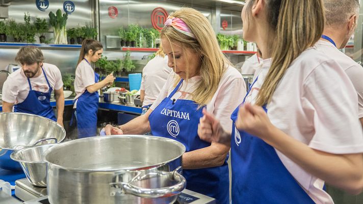 Ana Obregón saca todo su carácter como capitana