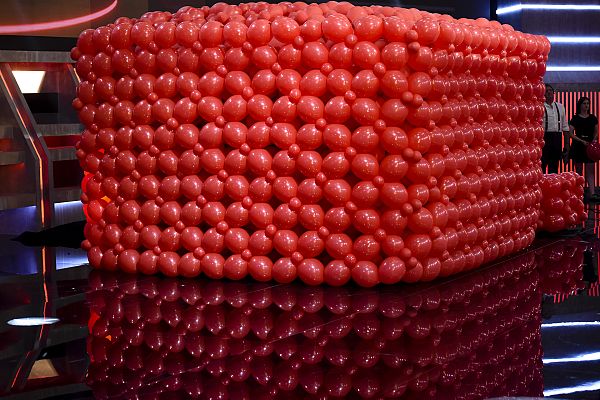 Vaya crack - ¿Qué hará Pablo Ibáñez con 10.000 globos rojos?