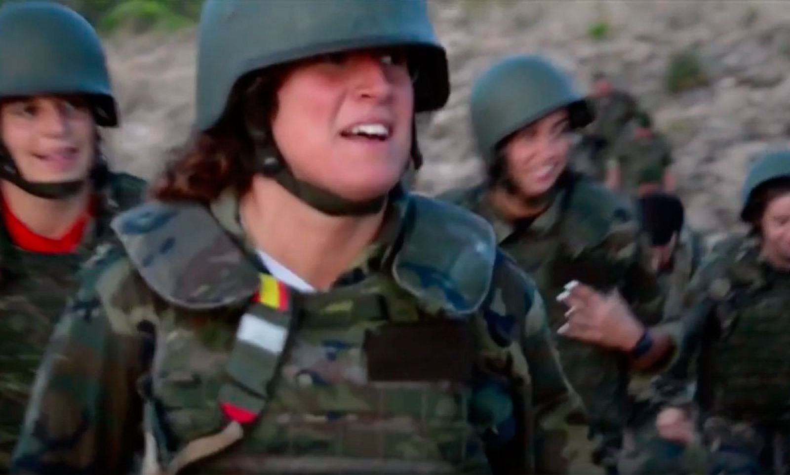 Las 'leonas' se preparan con el ejército -RTVE.es | Ver