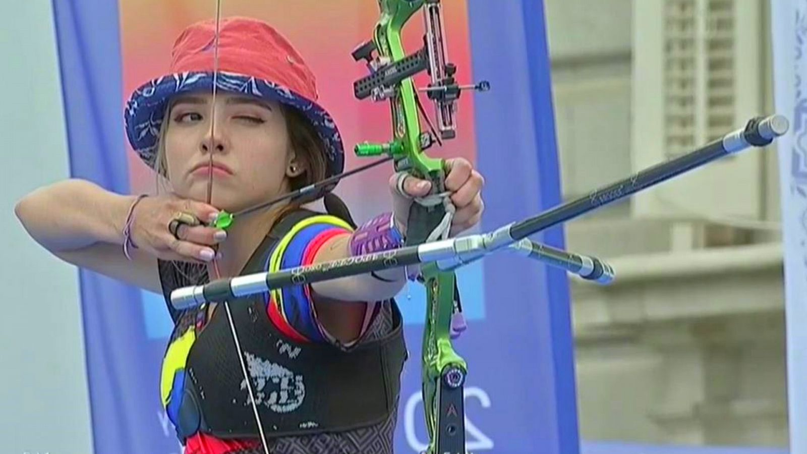 24 (8 equipos) Campeonato Mundial de Tiro con Arco                       Los CON de los ocho (8) equipos mejor clasificados, 