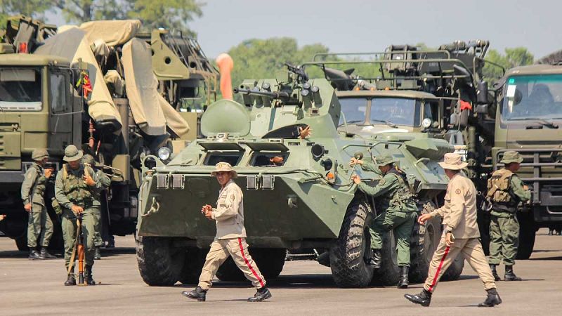 Tensión militar en la frontera entre Venezuela y Colombia