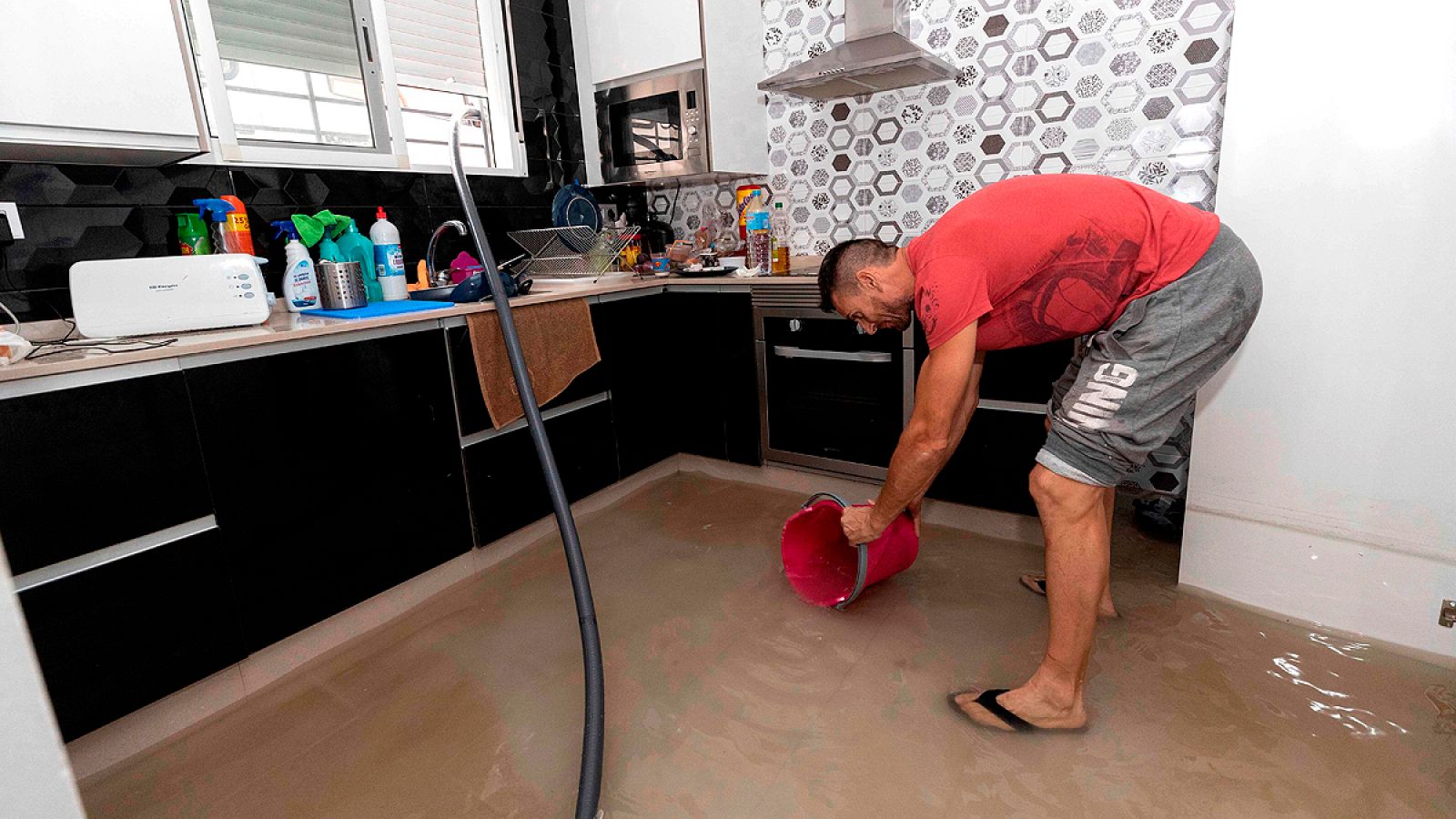 Más de 440 personas evacuadas por las fuertes lluvias en varios municipios de Murcia