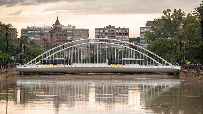 Sigue la alerta roja en Valencia y Alicante por lluvias