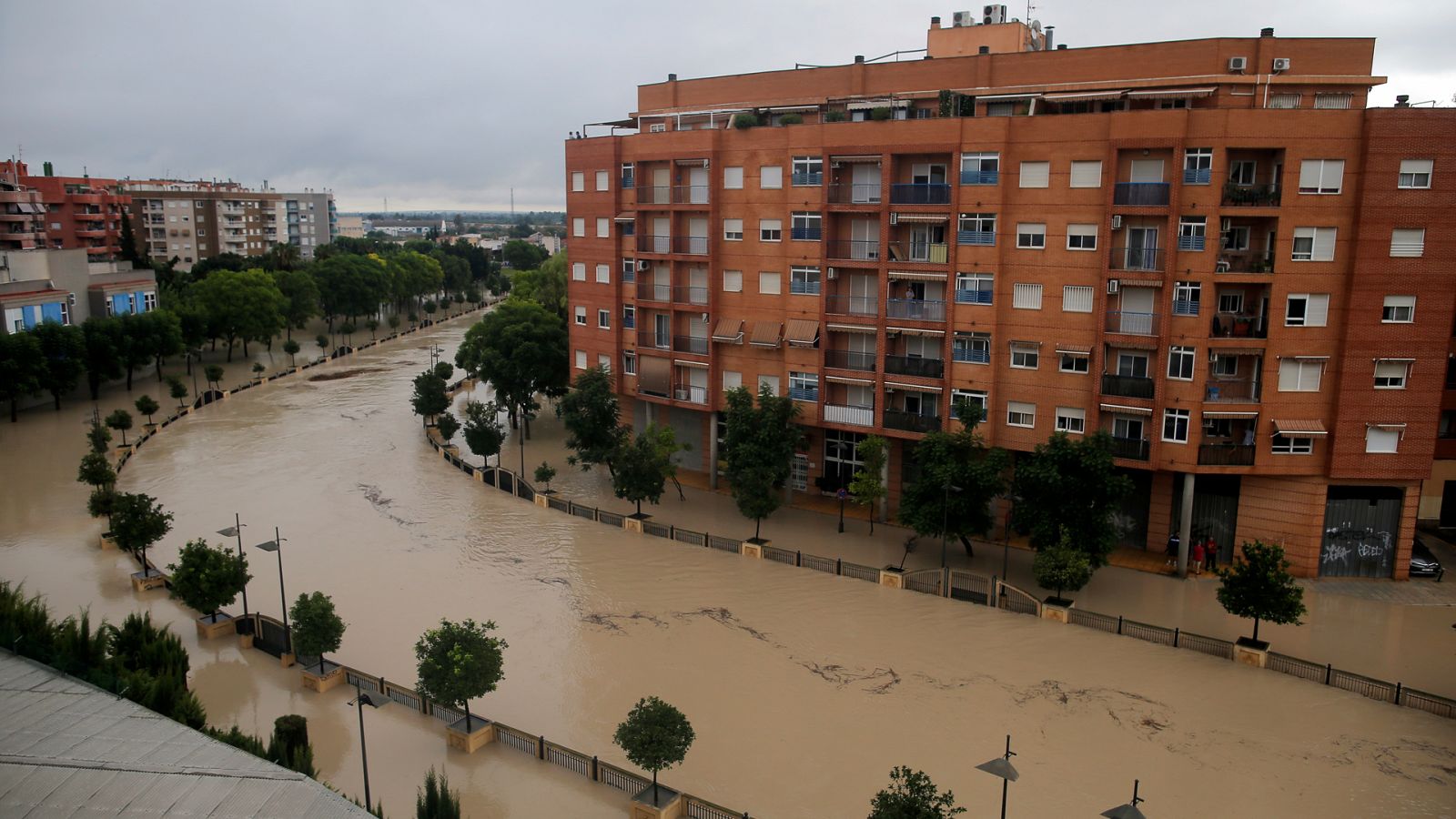 DANA: La gota fría complica la situación en Orihuela y deja un tercer fallecido en Almería - RTVE.es