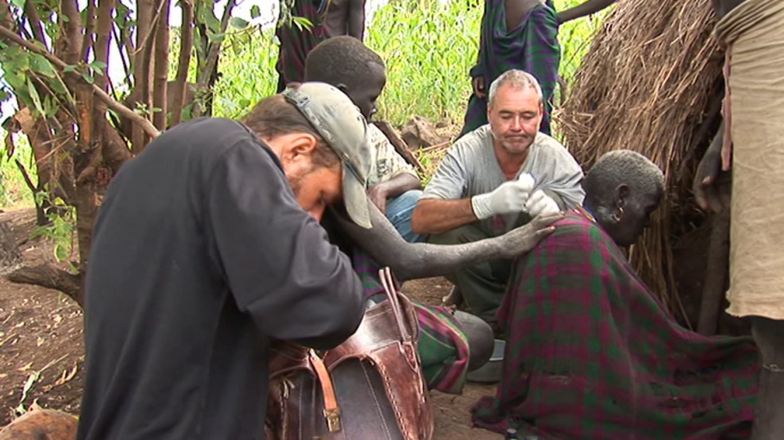 Otros documentales - Los últimos africanos: Medicina y cultura en África II - ver ahora