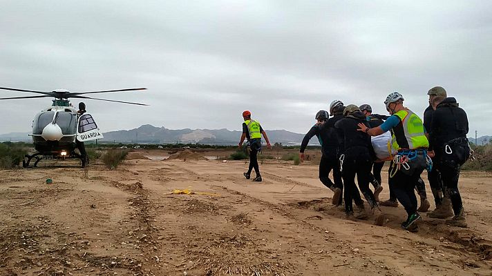 Gota fría: Un muerto en Orihuela eleva a seis las víctimas de un temporal que prosigue en Levante y Andalucía y avanza al centro de España