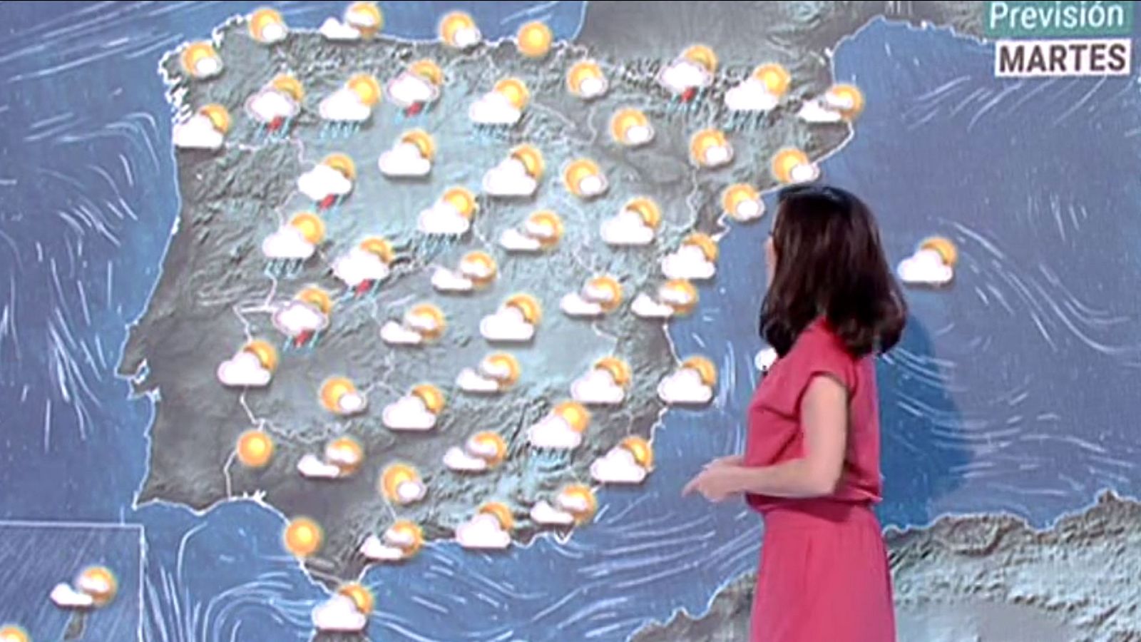 Cielos poco nubosos este martes salvo tormentas por la tarde en el noroeste peninsular