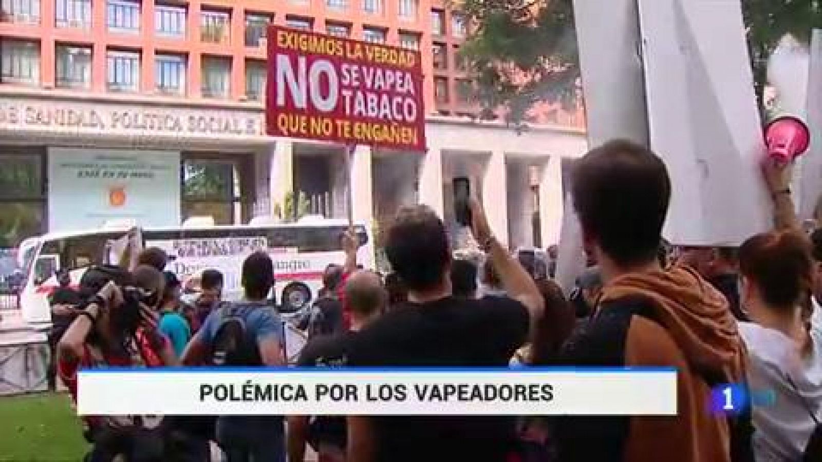 Los vapeadores, en pie de guerra contra el Ministerio de Sanidad -RTVE.es