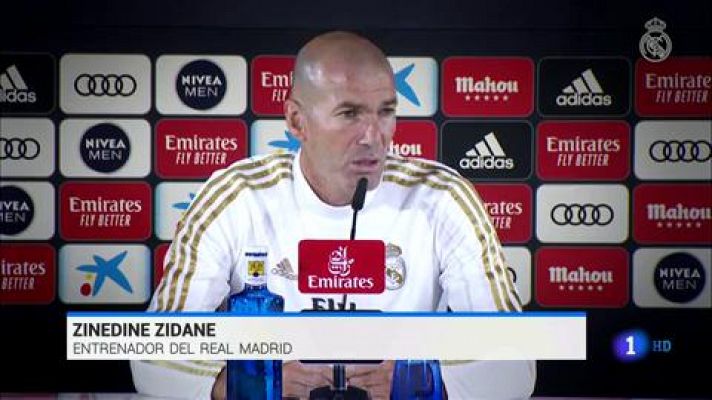 Telediario 1 - Zidane no se siente "cuestionado" pero asegura que "si no es así, mejor salir"