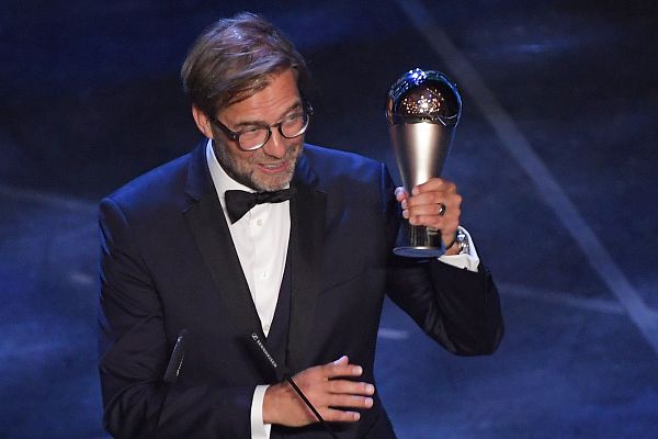 Klopp recibe el premio The Best a mejor entrenador