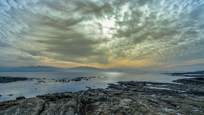 Lluvias en Galicia y Cantábrico y soleado en el resto del país - Ver ahora