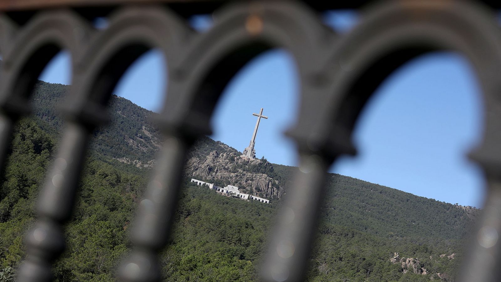 La exhumación de Franco, pendiente de la licencia de obras - RTVE.es