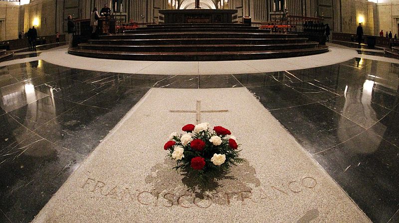 El largo camino hacia la exhumación de Franco del Valle de los Caídos