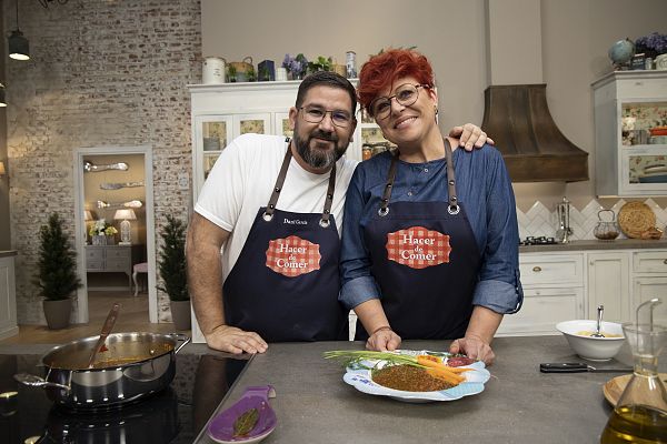 Lentejas a la riojana y buñuelos de manzana