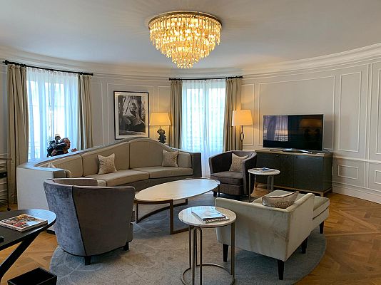 España Directo - El Maria Cristina, un hotel con estrella