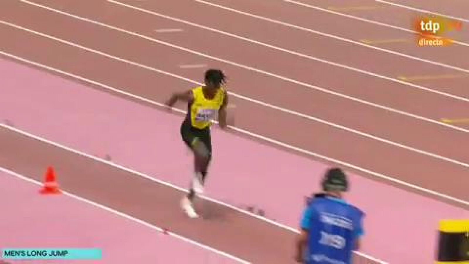 Mundial de atletsimo | El jamaicano Tajay Gayle logra el oro en salto de longitud