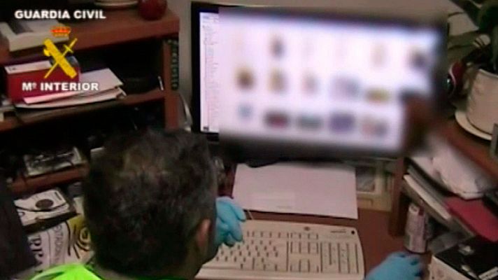 Telediario 1 - Los contenidos pedófilos en internet se duplican en el último año