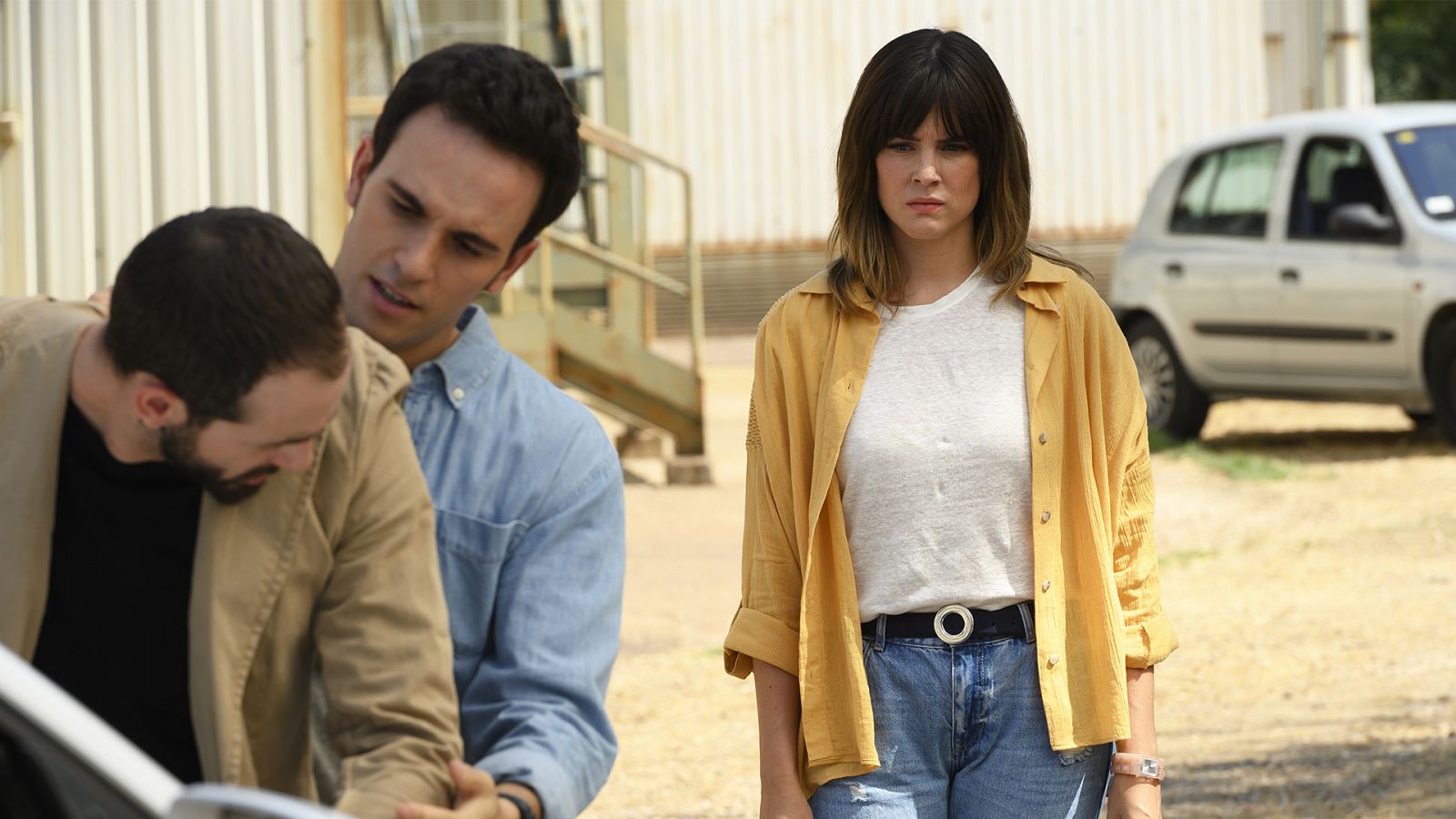 Paula tiene un pequeño percarce en su primer día de prácticas