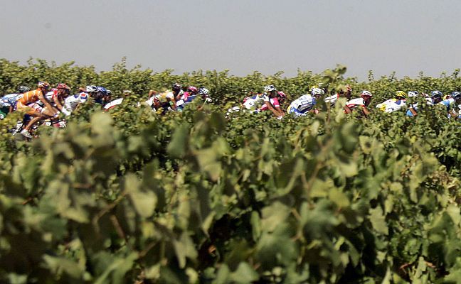 Telediario 1 - Avinyonet del Penedés, el segundo pueblo más rico de España