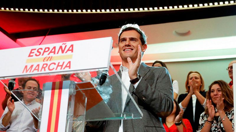 Rivera levanta el veto a Sánchez y se abre a pactar con el PSOE si hay bloqueo tras el 10N - Ver ahora