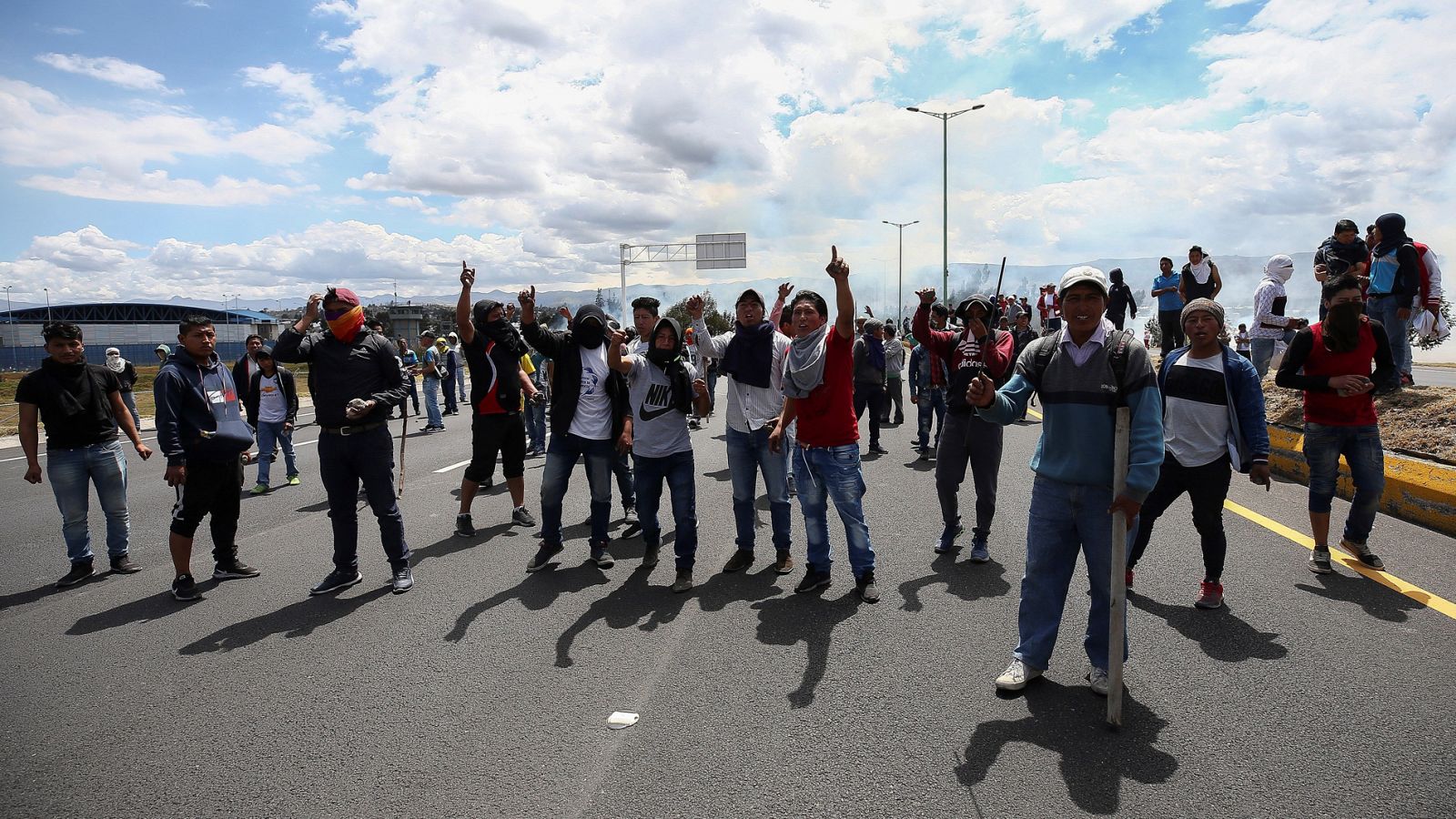 Grupos de indígenas de Ecuador se suman a la revuelta - 05/10/19 - RTVE.es