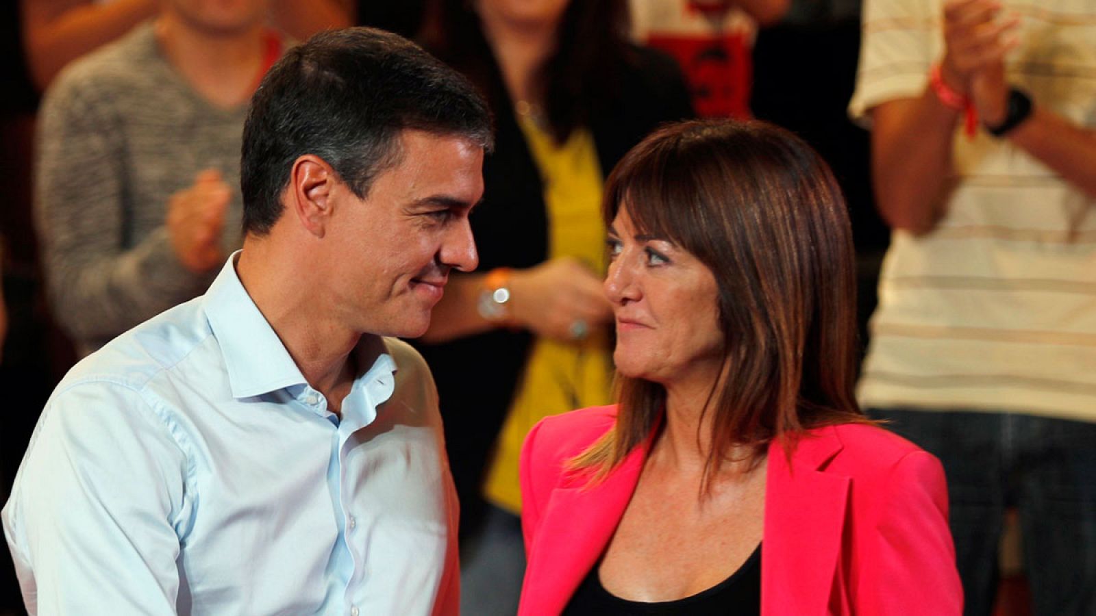 Elecciones generales: Rivera dice que Sánchez se equivoca al rechazar un pacto y este le responde: "El pánico hace milagros" - RTVE.es