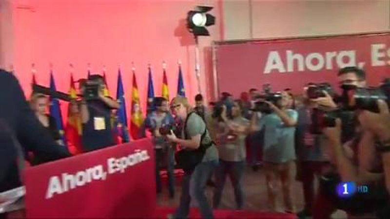 Subir el salario mínimo y las pensiones, dos de las medidas principales del PSOE para el 10N
