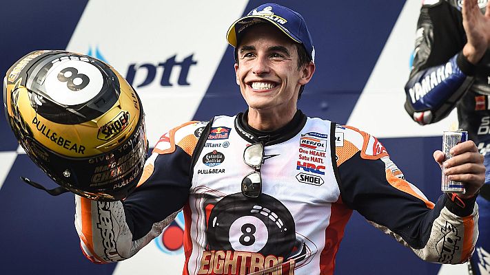 Telediario 1 - Cervera sigue celebrando el Mundial de Marc Márquez y sueña con el doblete de Álex