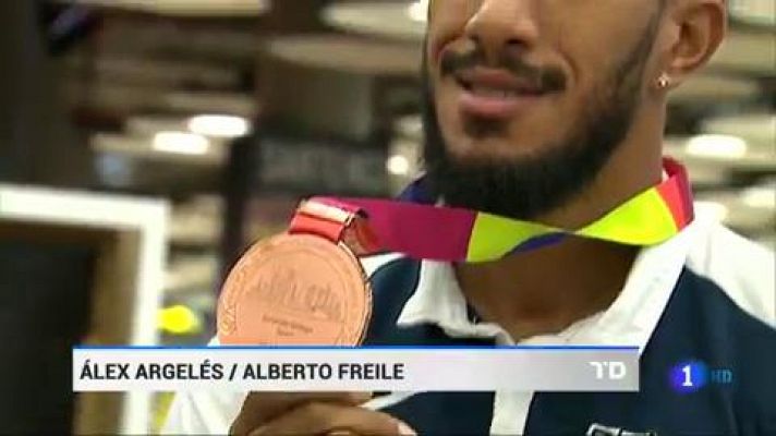 Telediario 1 - Orlando Ortega encabeza la llegada del equipo español de atletismo