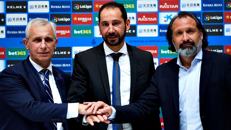 El nuevo entrenador del RCD Espanyol, Pablo Machín, ha asegurado  en su presentación como nuevo técnico blanquiazul que quiere mejorar  y crecer de la mano de su nuevo equipo y, con trabajo e implicación,  subsanar la mala situación actual. 