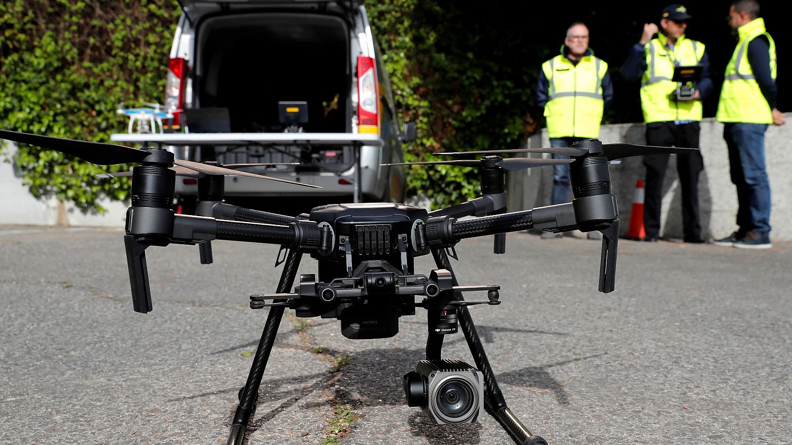 Telediario 1: Un dron para prevenir a los conductores en tiempo real | RTVE Play