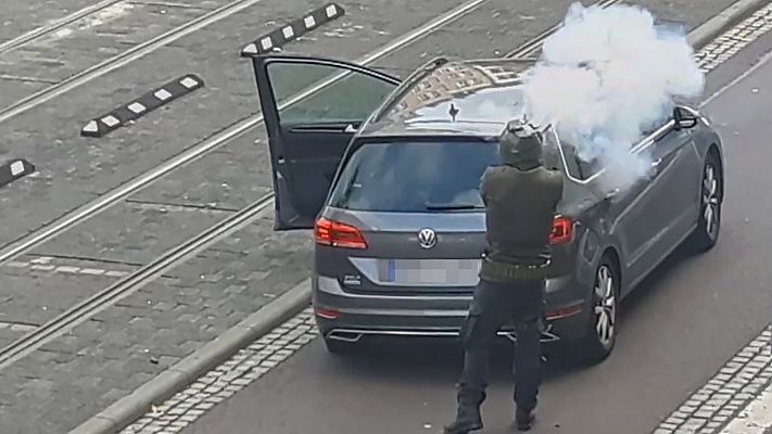 Informativo 24h - Un ataque de extrema derecha en una sinagoga y en un restaurante turco deja dos muertos en la localidad alemana de Halle