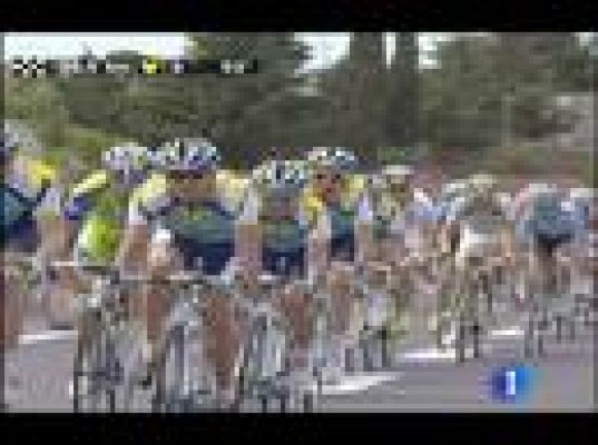 Tour de Francia - Armstrong y Contador ruedan juntos