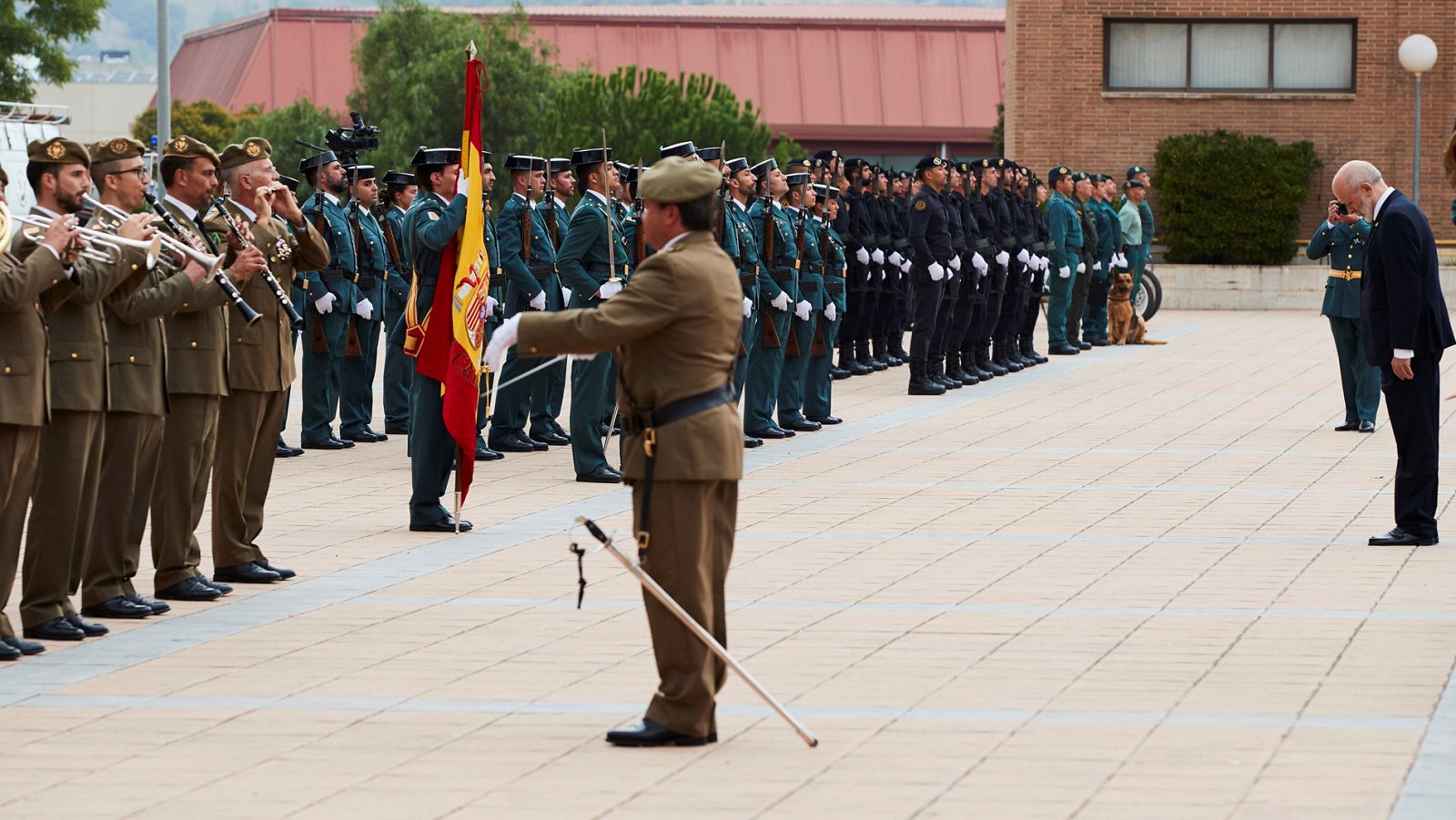 La cúpula de los Mossos abandona "ofendida" el acto de la Guardia Civil