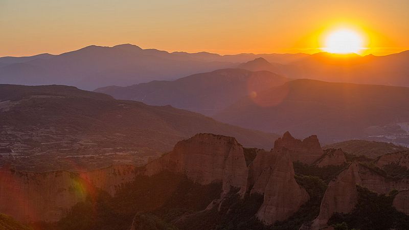 Sol en todo el país, salvo alguna lluvia débil en el Mediterráneo - Ver ahora