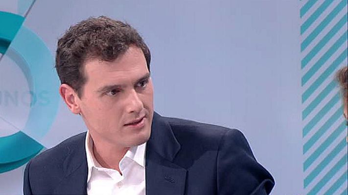 Los desayunos - Rivera lamenta el "chantaje" de Sánchez a las comunidades