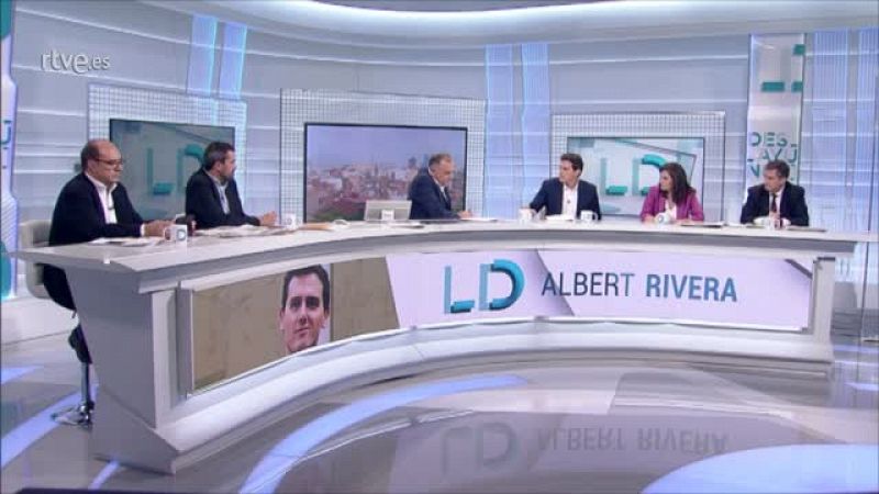 Albert Rivera pide "desbloquear España" y acusa a Sánchez de "chantaje"